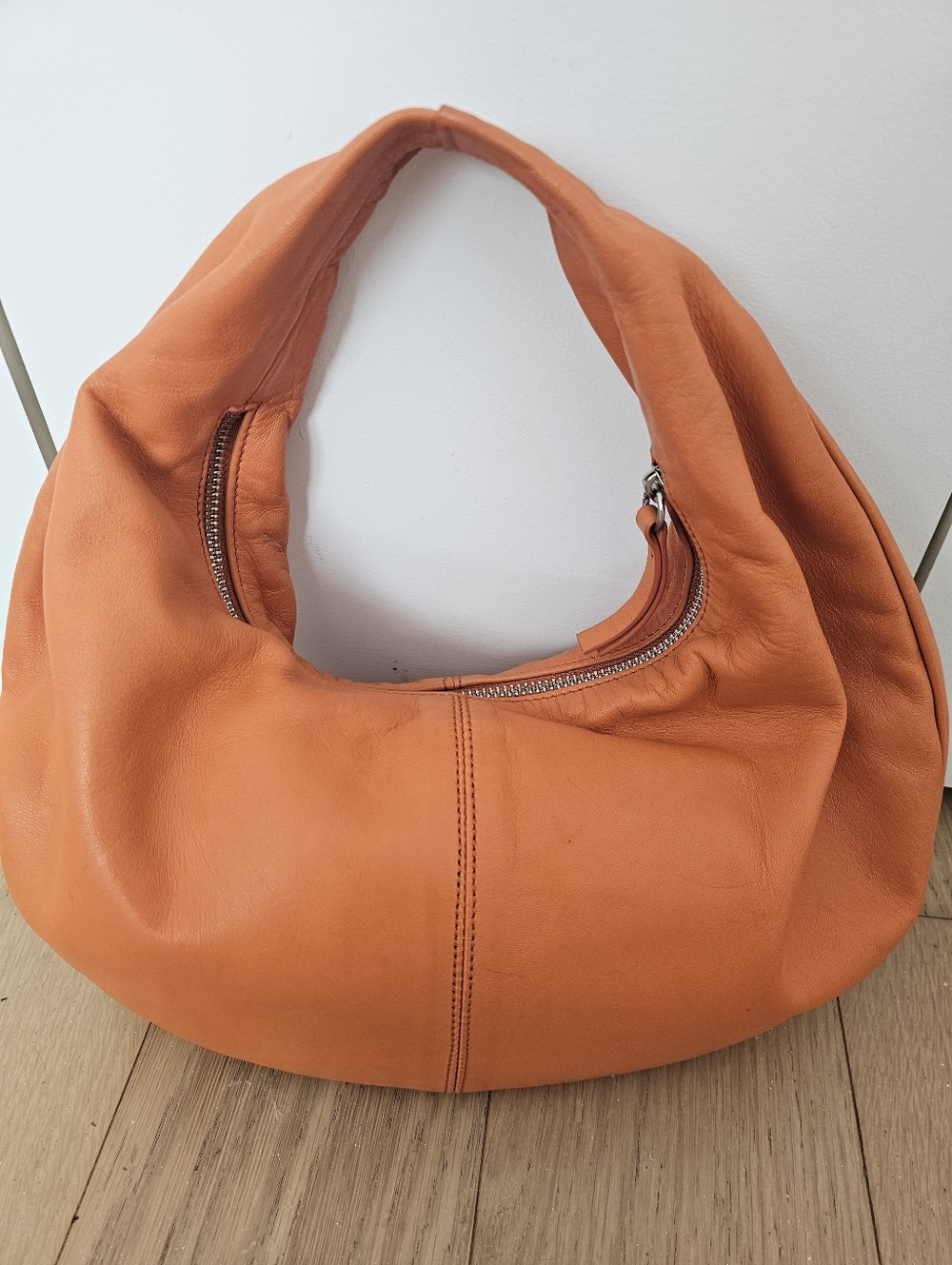 Stylish Orange Leather Hobo Bag – Genuine Mango Leather 🌟